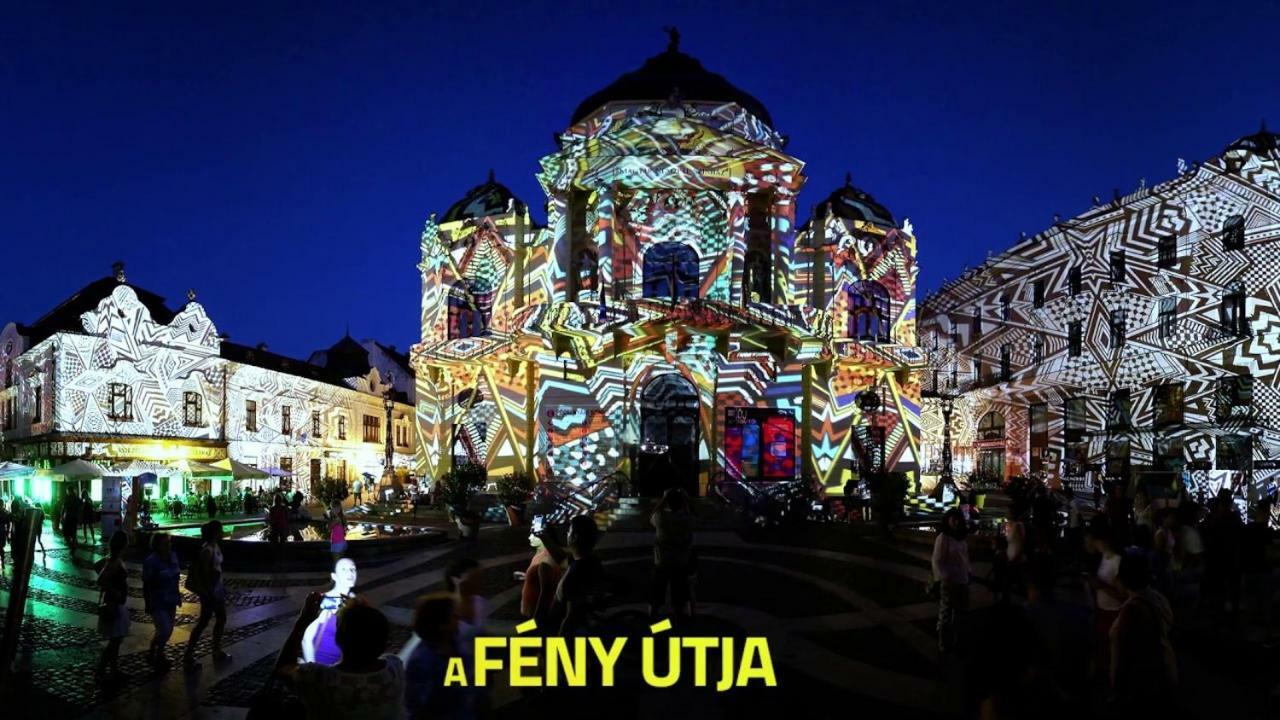 Exclusive Home Печ Екстериор снимка
