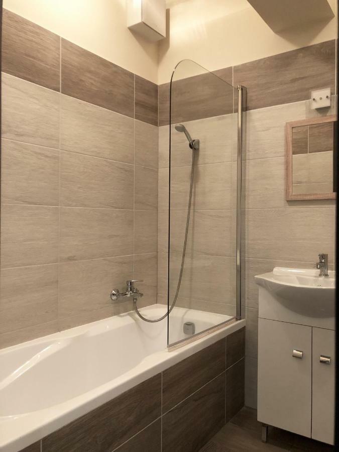 Exclusive Home Печ Екстериор снимка